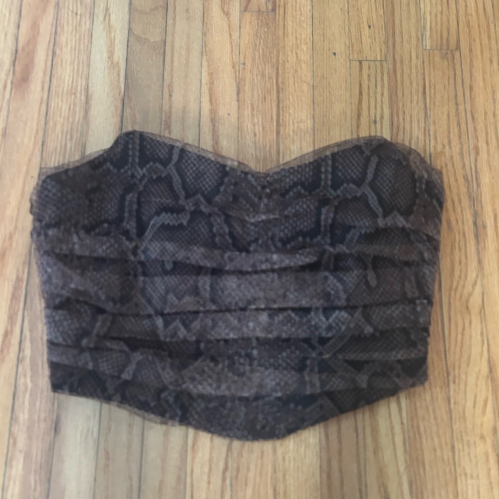 Zara Brown Reptile Decor